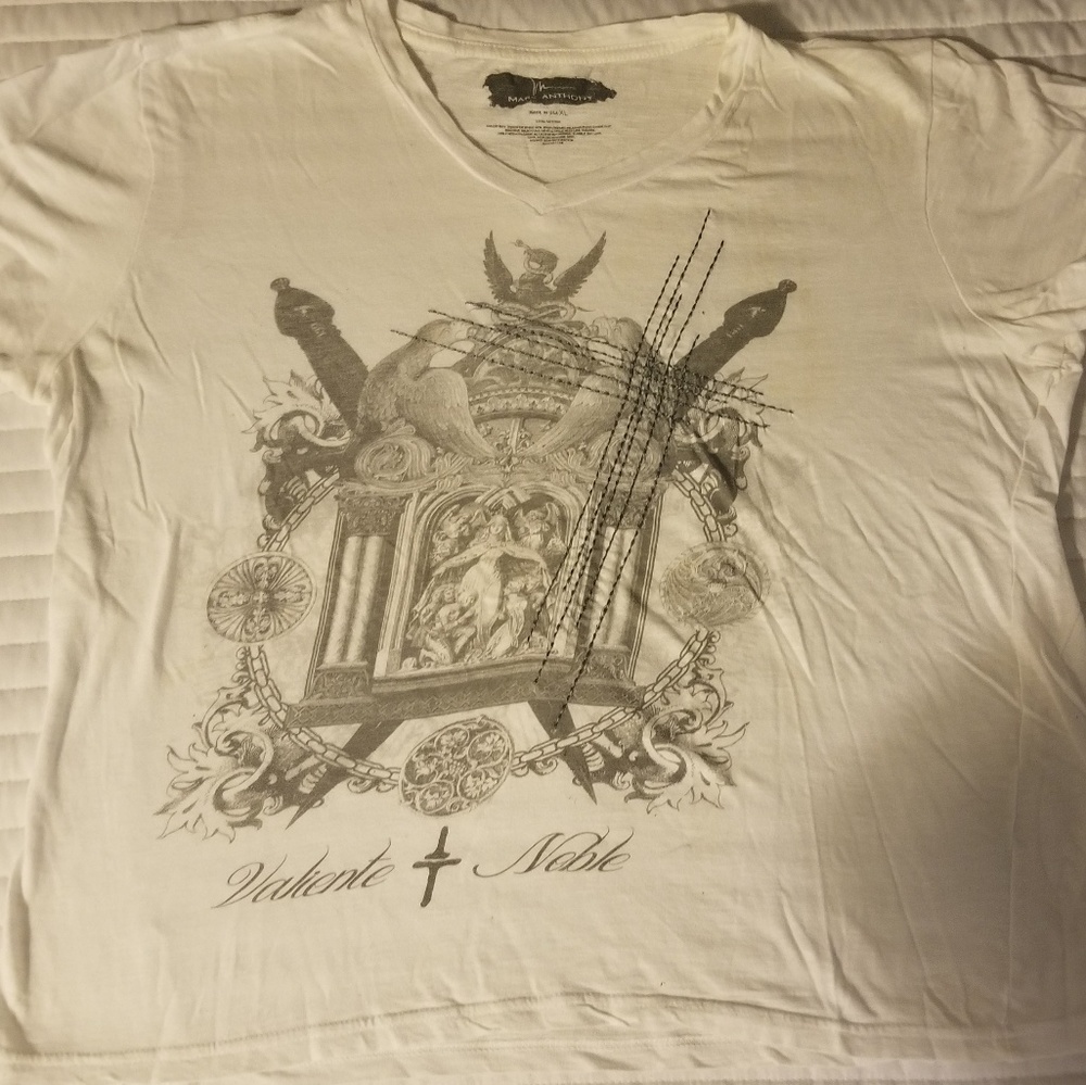 *Slightly worn* Marc Anthony t-shirt